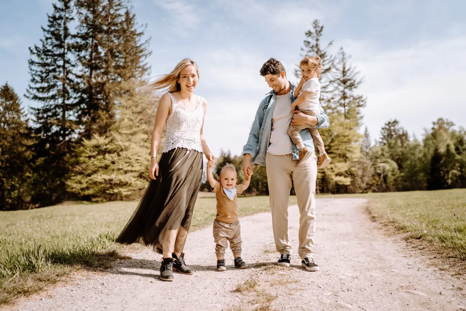 Familiefotos in der Natur als Erlebnis und nicht als steifes Fotoshooting