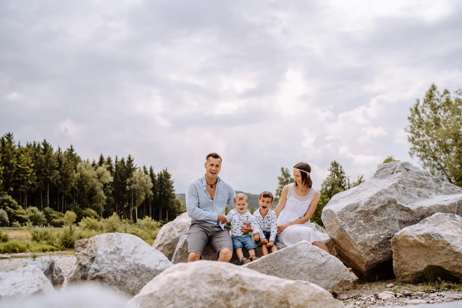 Familien Shooting Tutzing mit Blick auf den See